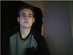 Handsome Str8 Guy With Big Ass..